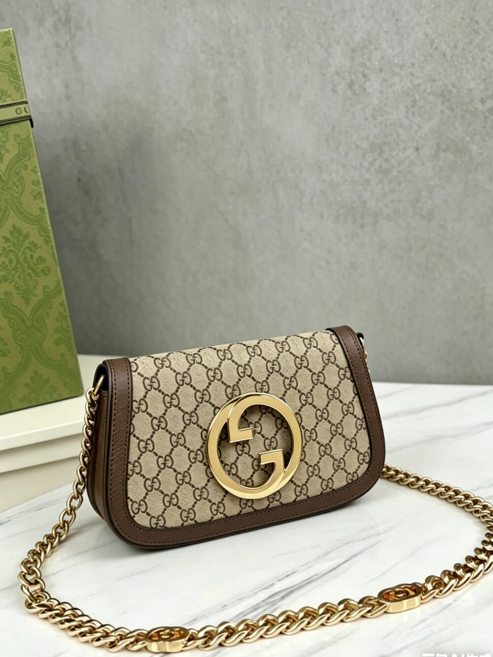 Gucci Blondie Medium Shoulder Bag